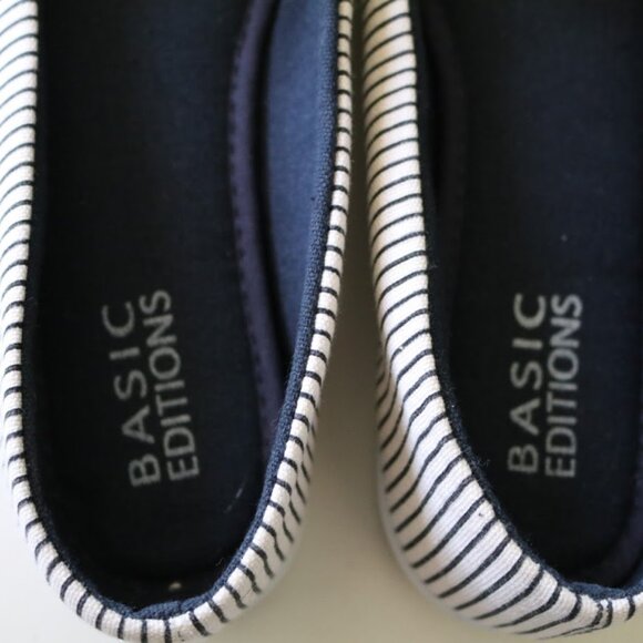 Basic Editions HANA Striped Slip On Flats - Navy/White, Size 7 - Picture 11 of 13